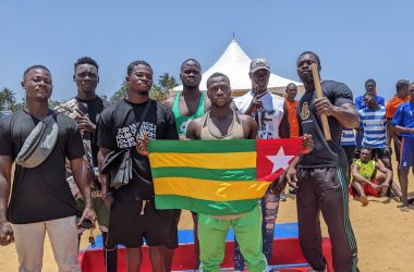 Togo Mas-wrestling
